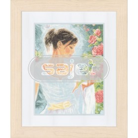 stickpackung dame bij rode bloemen