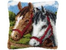 knüpfkissen paarden