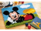 knüpfdecke mickey mouse, mickey in het gras